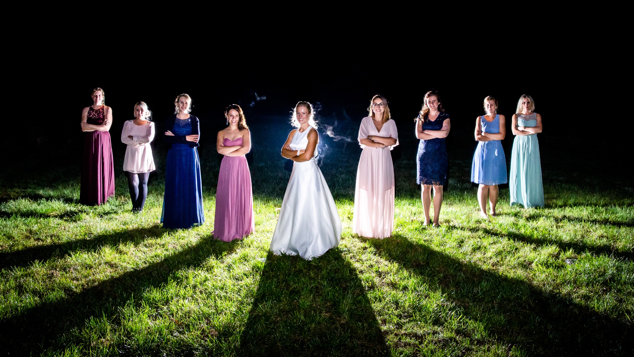 Hochzeit gruppenbild braut und frauen