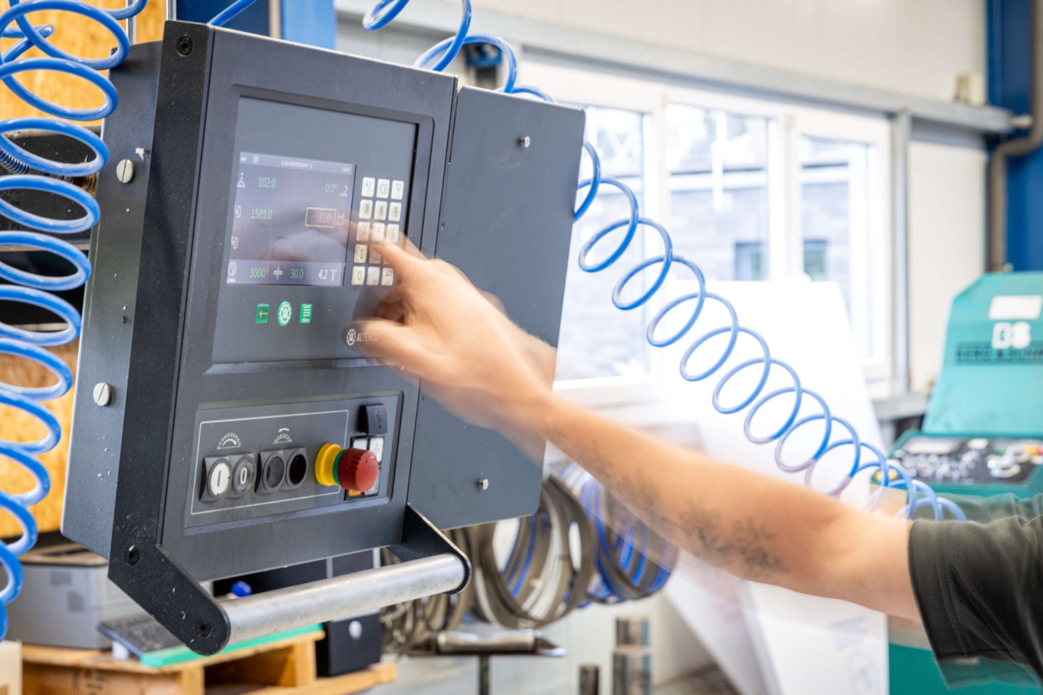 Werbefoto vp metalle bedienung maschine