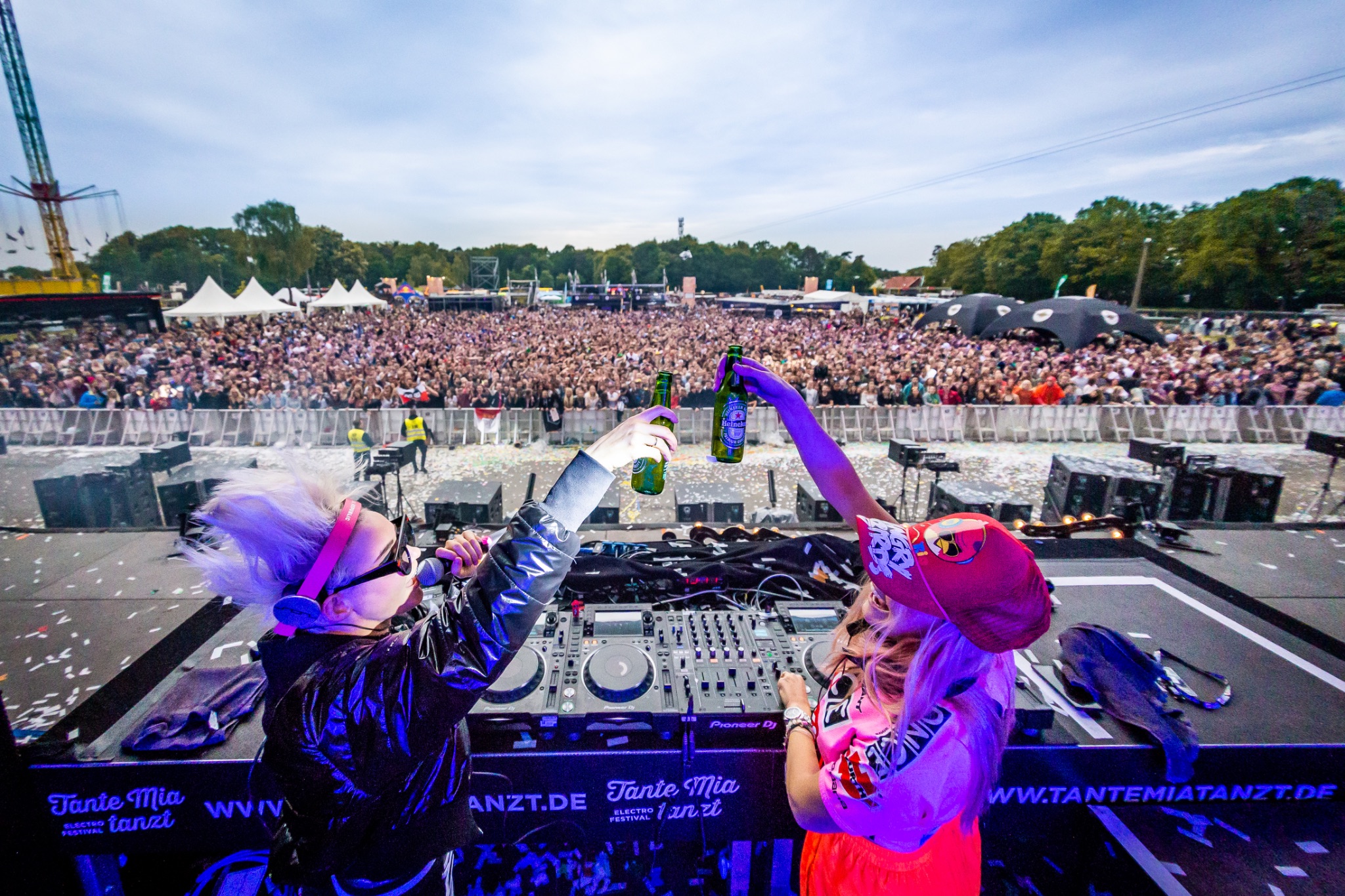 Tante mia tanzt nervo